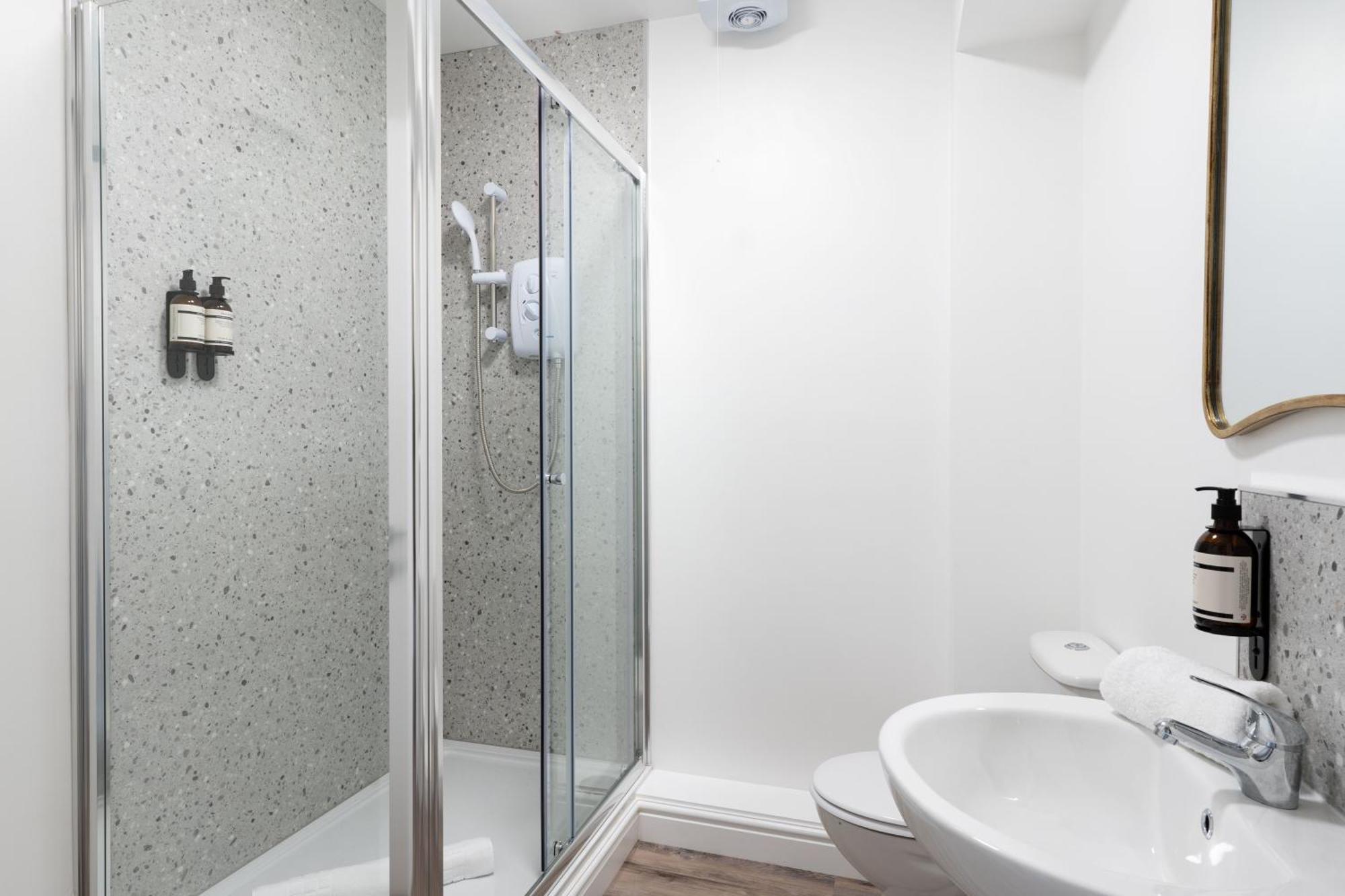 Wellington Place I Your Apartment بريستول المظهر الخارجي الصورة